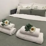 아파트 Riviera Hills *